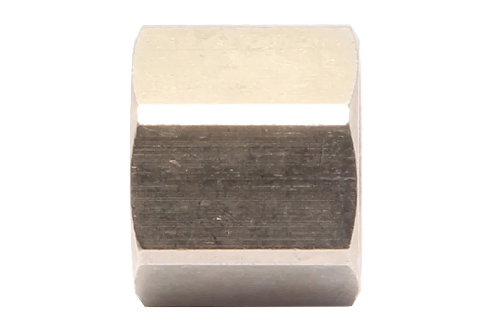 Tappo in ottone nichelato con filettatura femmina BSP, tipo A8